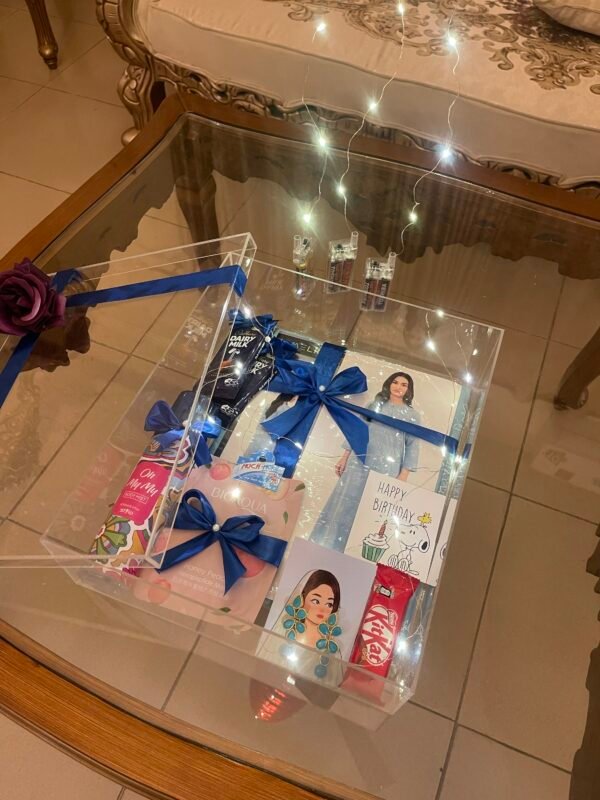 Queen’s Treat Box